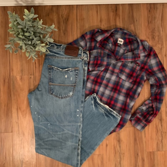 Abercrombie & Fitch Other - ~Men’s Abercrombie & Fitch Distressed Jeans~